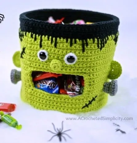 It's Alive!! By A Crocheted Simplicity